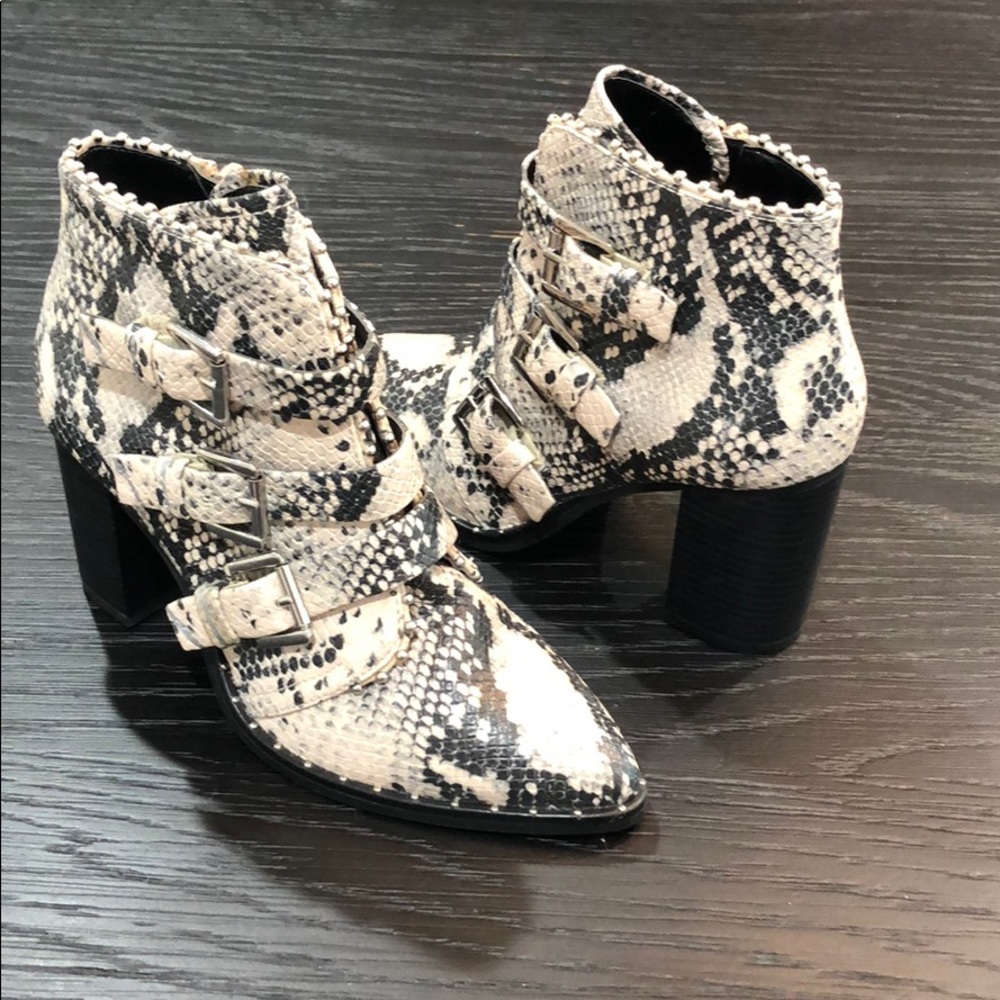Steve Madden Python Studded Buckles Booties Sz 6 - image 1